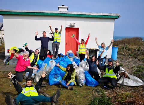 Beach clean at Mew Island